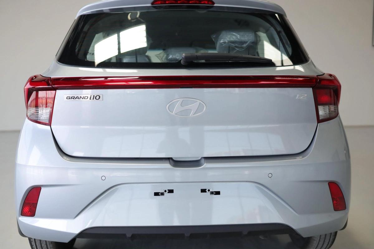 HYUNDAI GRAND i10 MODEL 2026 GCC SPECS-19-19