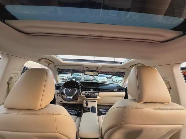 لكزس ES250 موديل 2015 خليجى بانوراما فل اوبشن بحاله الوكاله