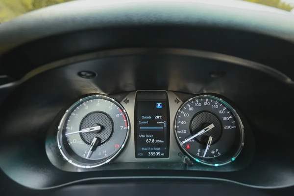 Hilux | Double Cabin 4x2 | Automatic | GCC Specs | Ref#T51049