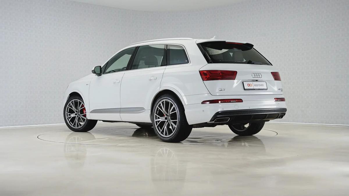 Special Offer | AED 3,207 PM | Low KM, Up to 3 Years Warranty Service | Q7 TFSI Quattro S Line-1-1