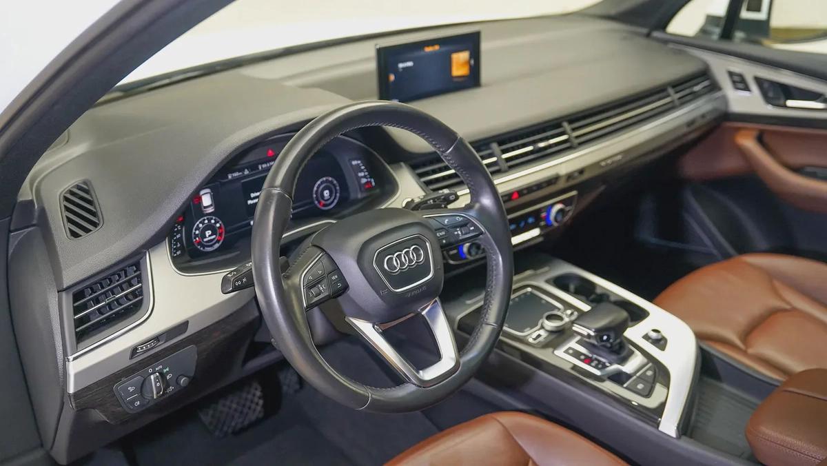 Special Offer | AED 3,207 PM | Low KM, Up to 3 Years Warranty Service | Q7 TFSI Quattro S Line-3-3