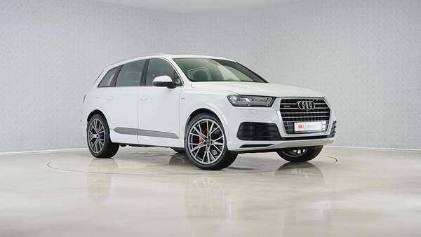 Special Offer | AED 3,207 PM | Low KM, Up to 3 Years Warranty Service | Q7 TFSI Quattro S Line
