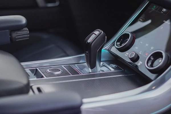 Range rover sport supercharged 2019