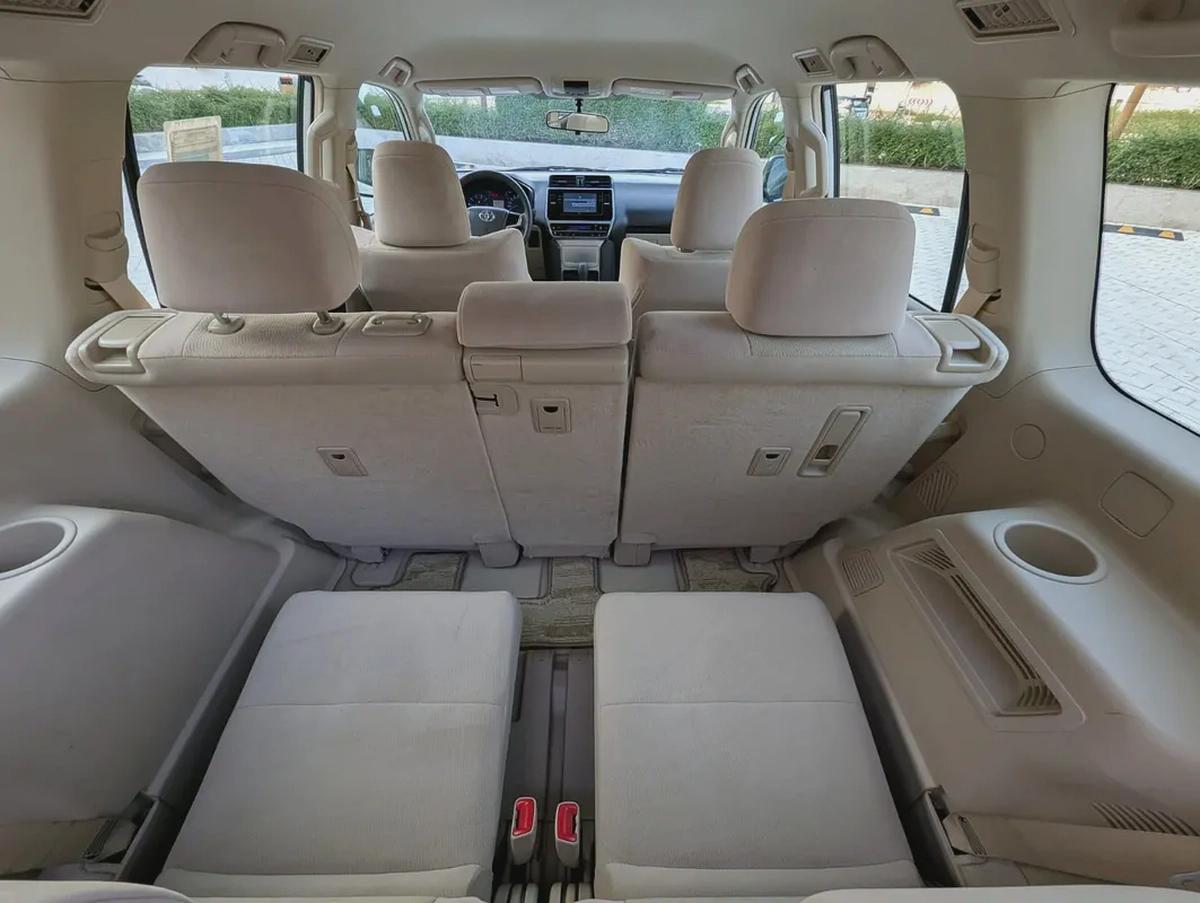 TOYOTA PRADO 2023 V4 2.7L ORIGINAL PAINT LOW MILEAGE IN EXCELLENT CONDITION-6-6