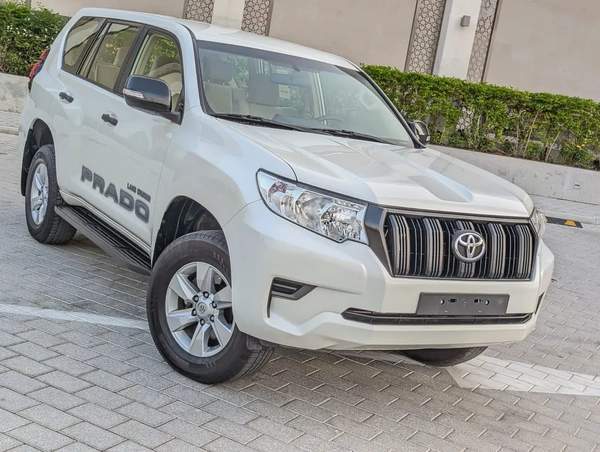 TOYOTA PRADO 2023 V4 2.7L ORIGINAL PAINT LOW MILEAGE IN EXCELLENT CONDITION