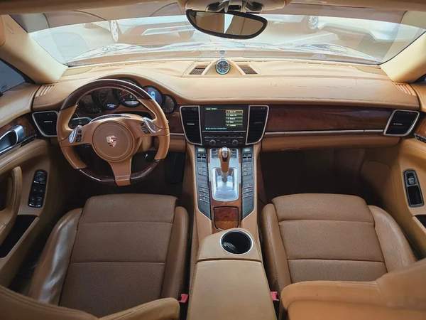 بورشه باناميرا 2012 مواصفات خايجية بحالة جيدة