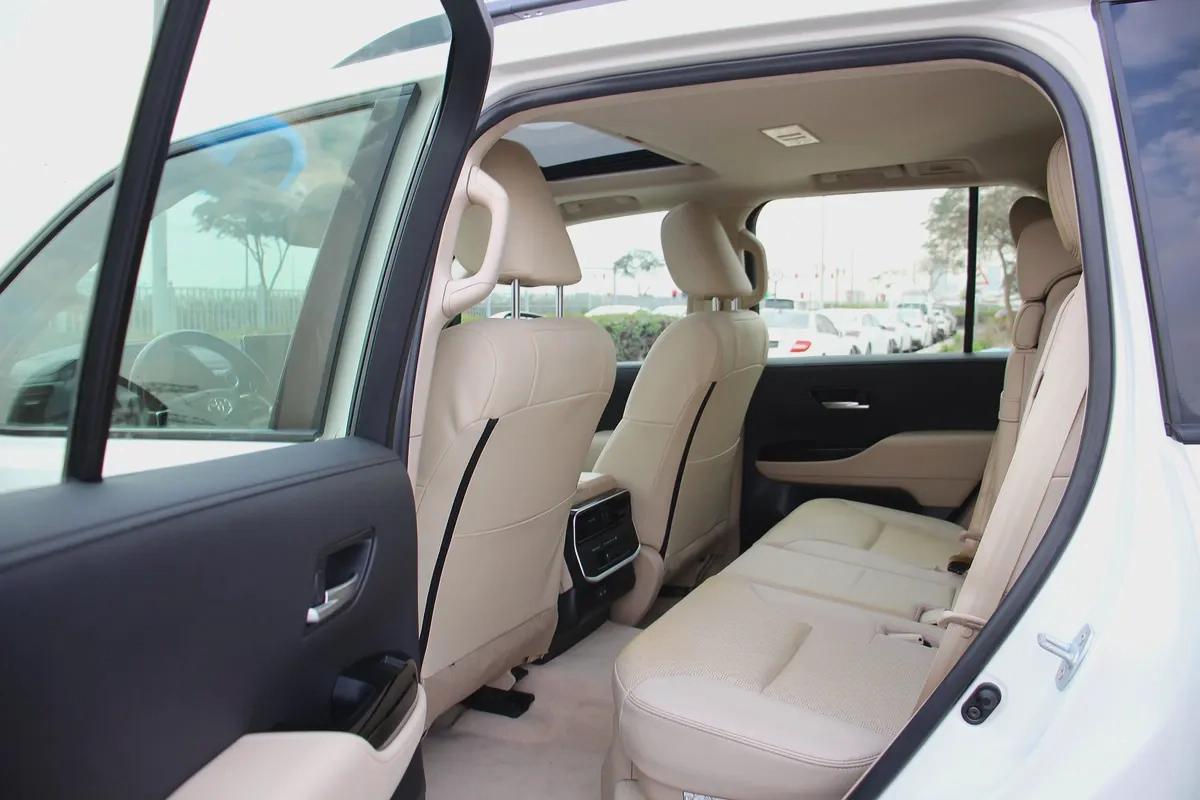 Free Offers Toyota Land Cruiser Gxr V6 4.0L Sunroof Gcc ( 2870x 60 ) With Without Downpayme-4-4