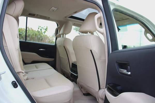 Free Offers Toyota Land Cruiser Gxr V6 4.0L Sunroof Gcc ( 2870x 60 ) With Without Downpayme
