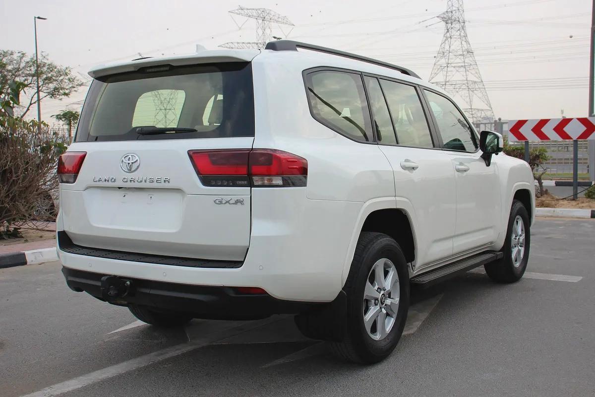 Free Offers Toyota Land Cruiser Gxr V6 4.0L Sunroof Gcc ( 2870x 60 ) With Without Downpayme-7-7