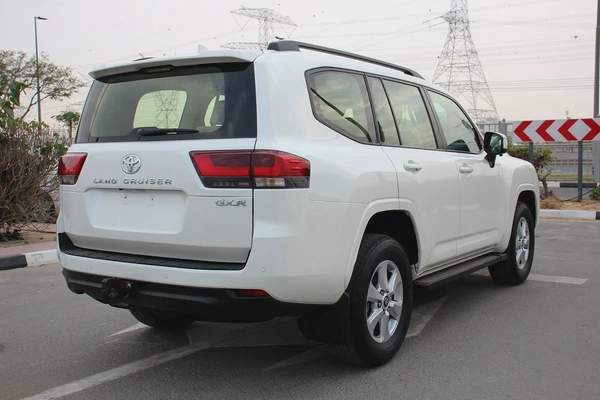 Free Offers Toyota Land Cruiser Gxr V6 4.0L Sunroof Gcc ( 2870x 60 ) With Without Downpayme