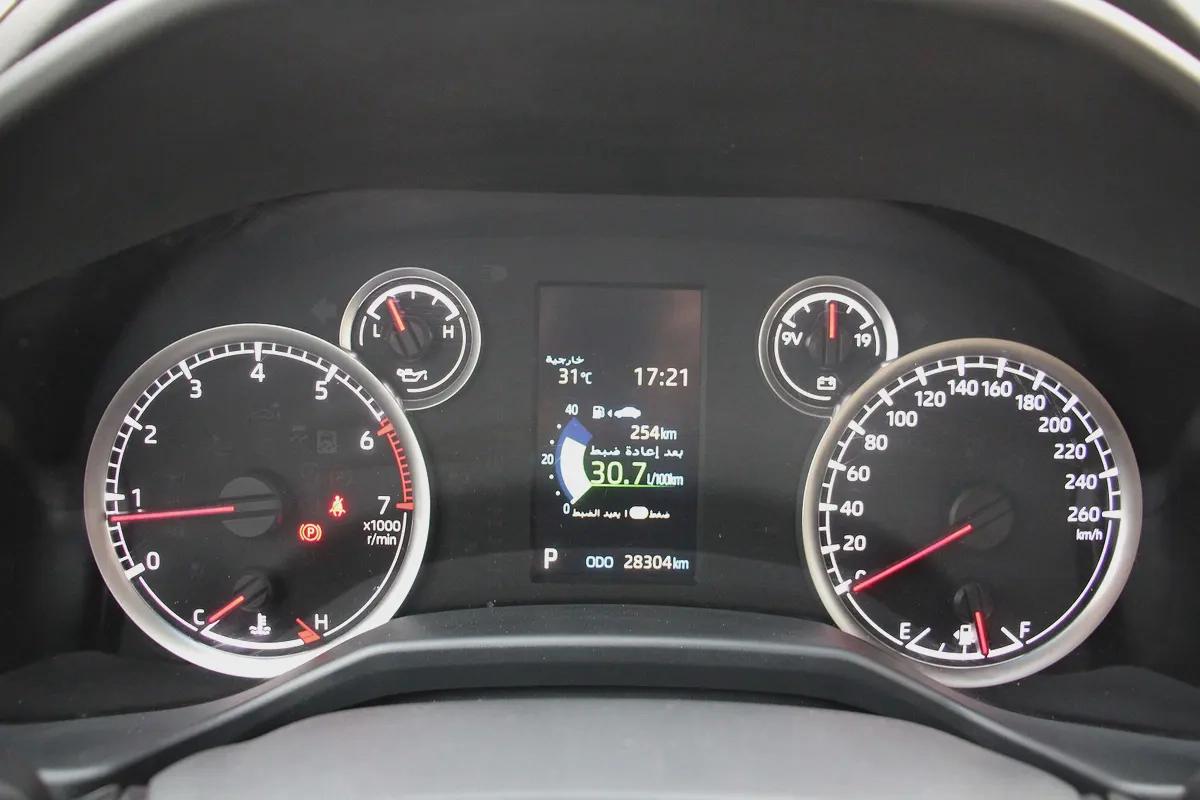 Free Offers Toyota Land Cruiser Gxr V6 4.0L Sunroof Gcc ( 2870x 60 ) With Without Downpayme-11-11