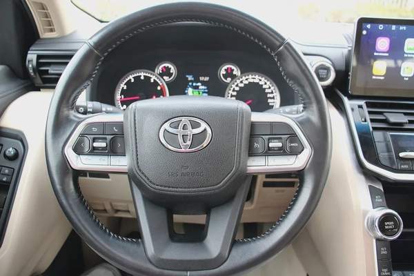 Free Offers Toyota Land Cruiser Gxr V6 4.0L Sunroof Gcc ( 2870x 60 ) With Without Downpayme