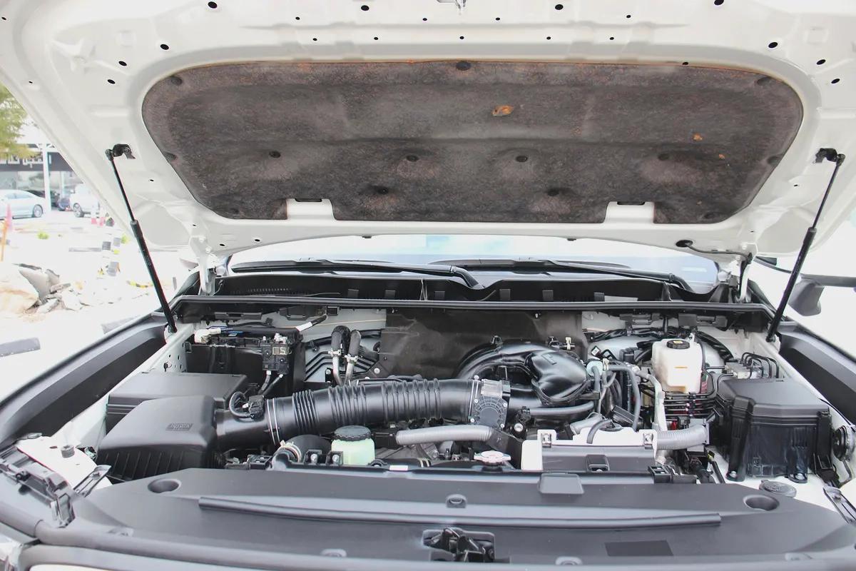 Free Offers Toyota Land Cruiser Gxr V6 4.0L Sunroof Gcc ( 2870x 60 ) With Without Downpayme-19-19