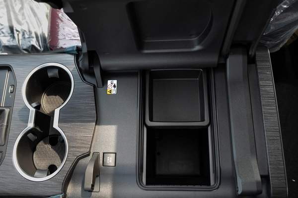 Toyota Land Cruiser VXR