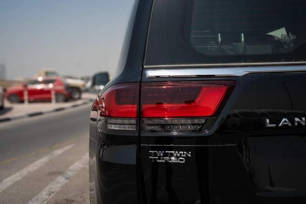 Toyota Land Cruiser VXR