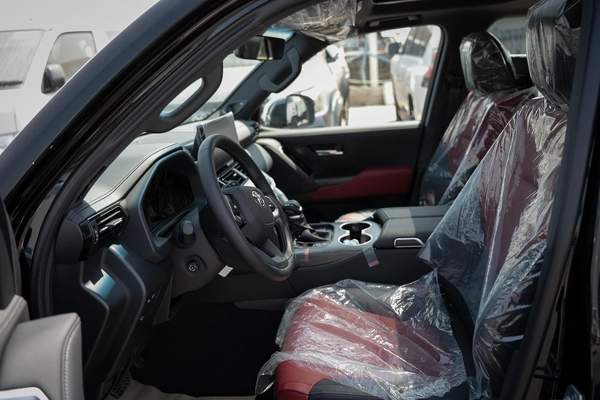 Toyota Land Cruiser VXR