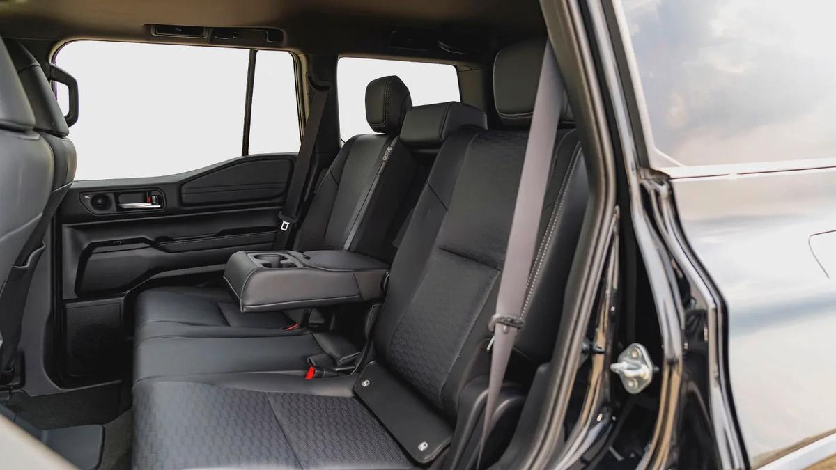 Toyota Prado VX 2026 - 2.8 Diesel European Specs - Brand New-9-9