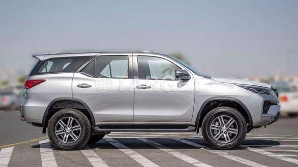 Toyota Fortuner FORTUNER 2.7L 4WD