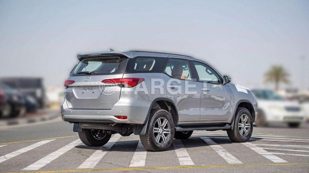Toyota Fortuner FORTUNER 2.7L 4WD-5-5