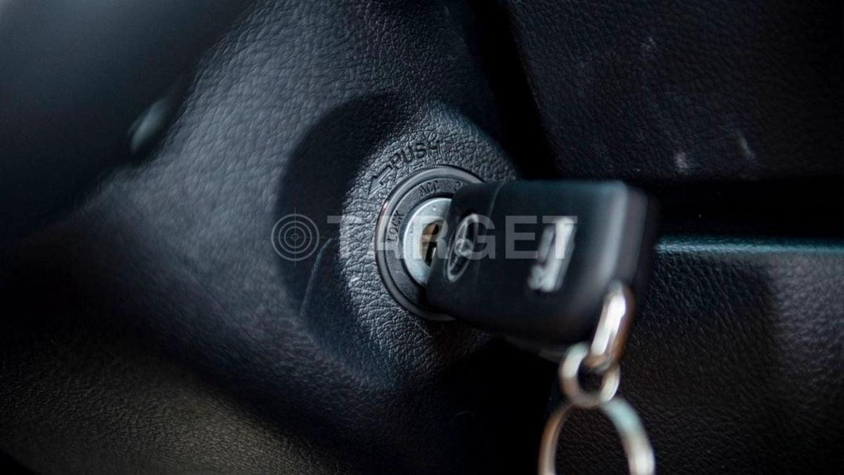 Toyota Fortuner FORTUNER 2.7L 4WD-16-16