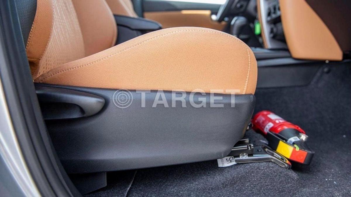 Toyota Fortuner FORTUNER 2.7L 4WD-18-18