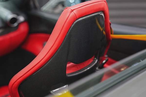 Ferrari F8 Spider Mansory