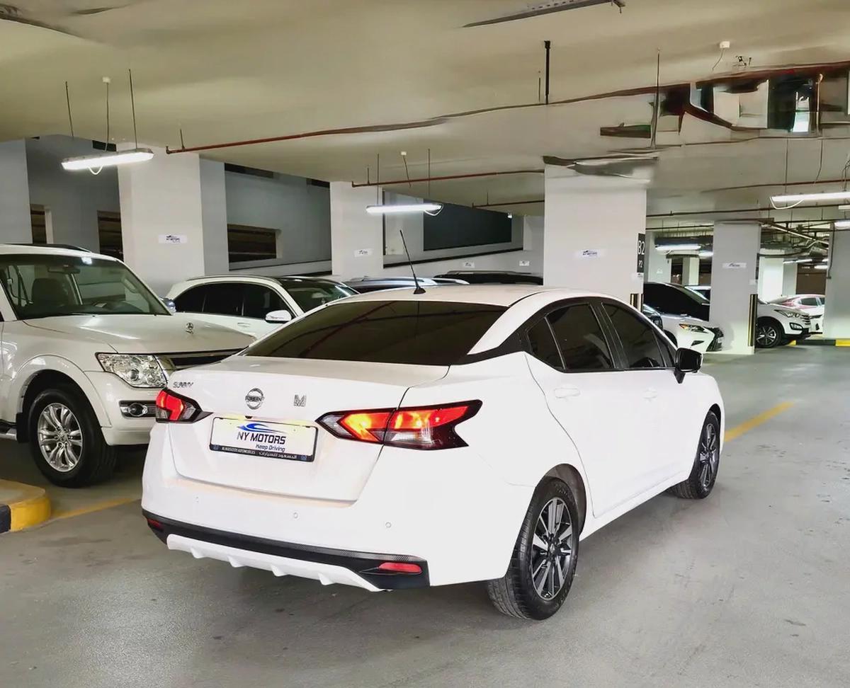 FULLY LOADED 5 cameras II 2023 Nissan Sunny Platinum II GCC Specs II MINT Condition-1-1