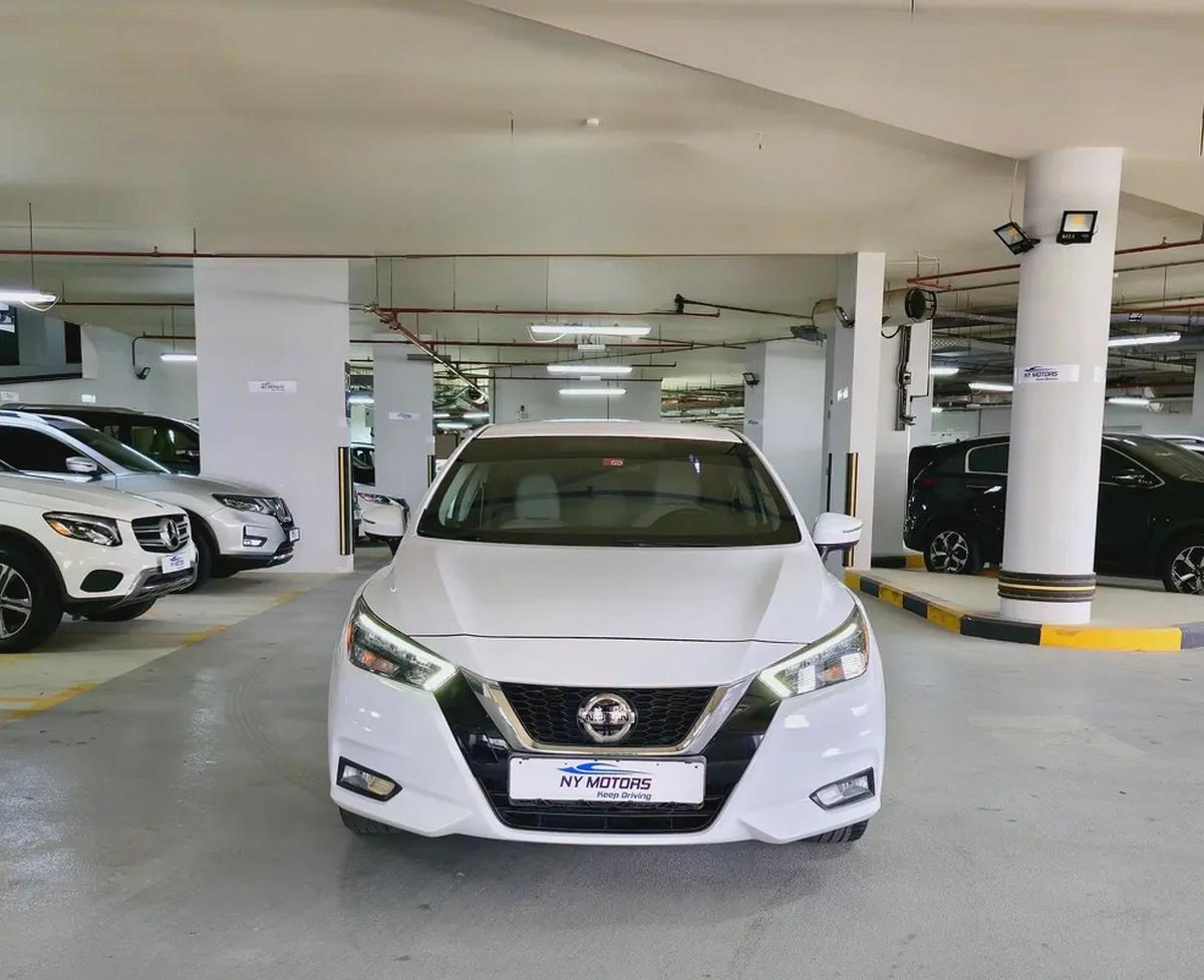 FULLY LOADED 5 cameras II 2023 Nissan Sunny Platinum II GCC Specs II MINT Condition-4-4