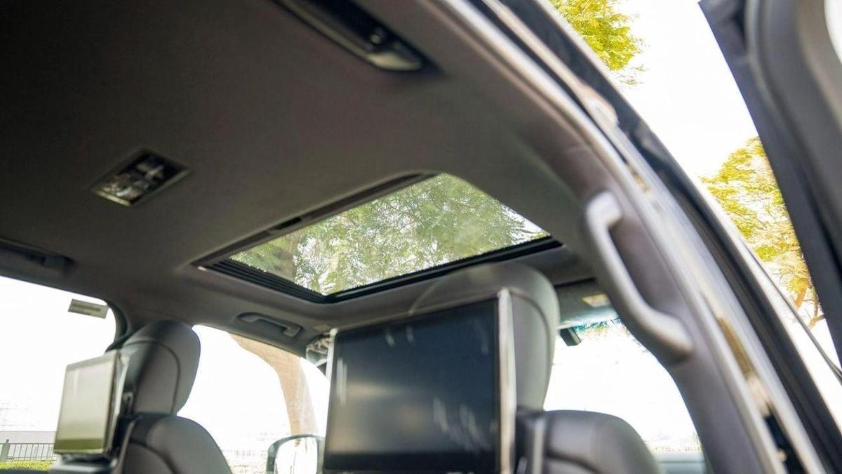 Toyota Land Cruiser GR SPORT 3.3D AT MY2023 – BLACK-13-13