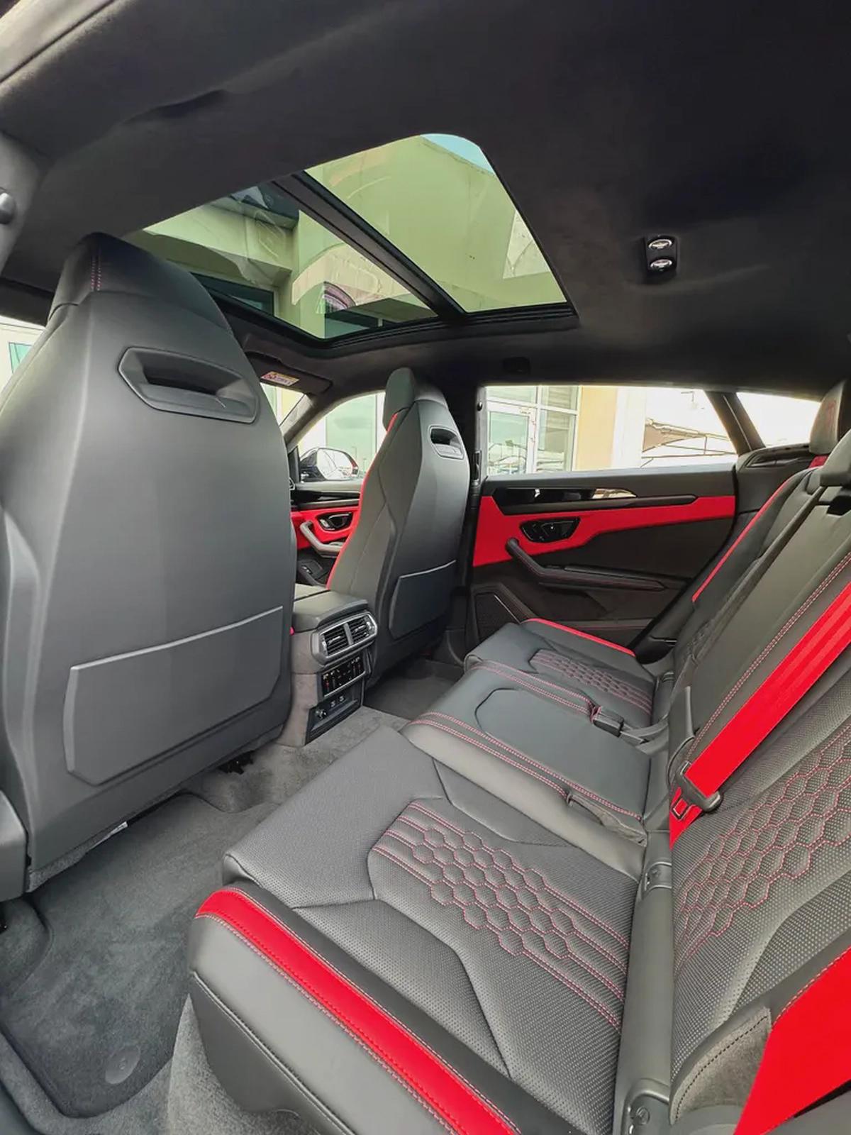 Lamborghini URUS SE 2025 Brand New fully loaded Zero KM-9-9
