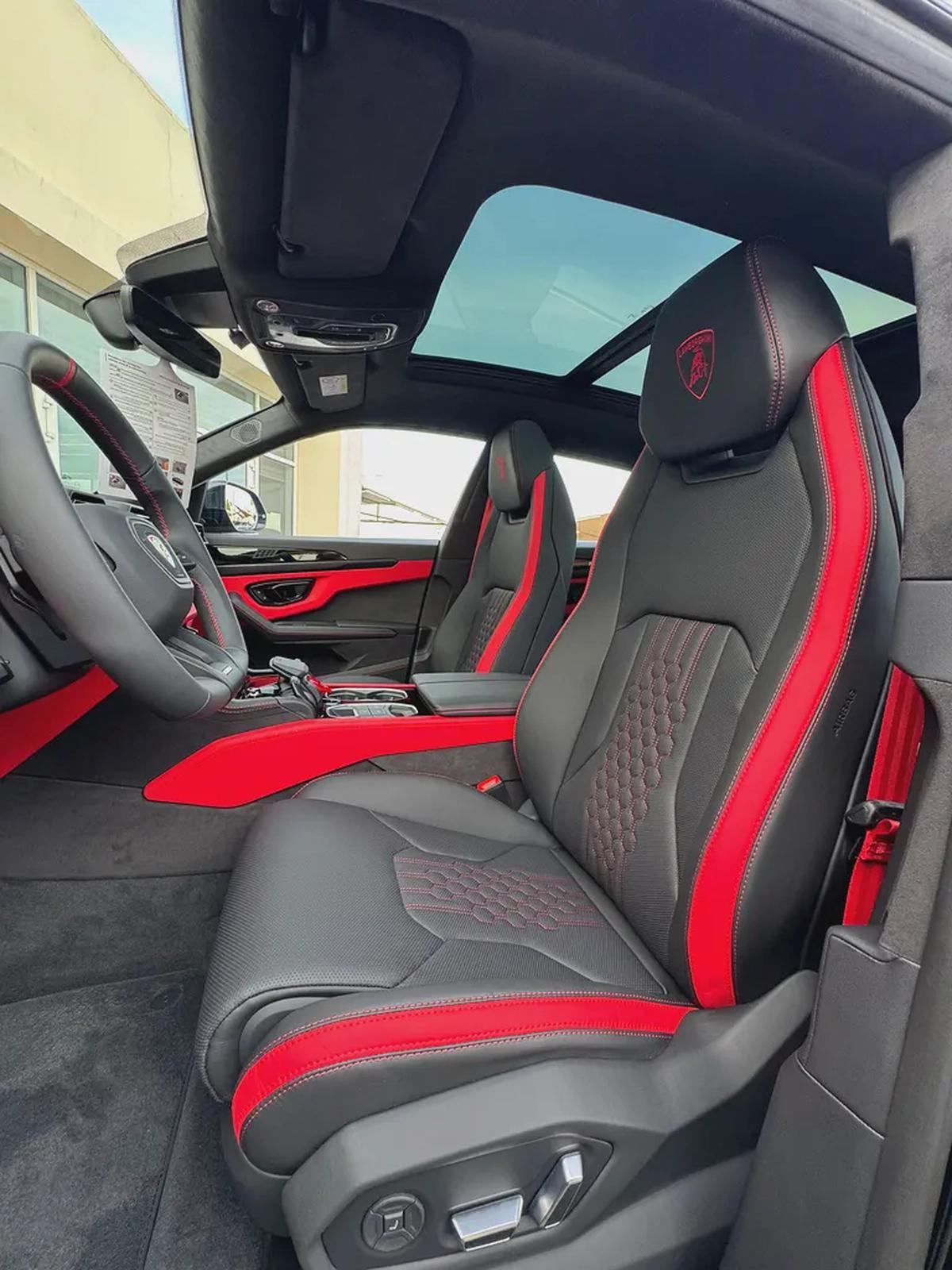 Lamborghini URUS SE 2025 Brand New fully loaded Zero KM-10-10