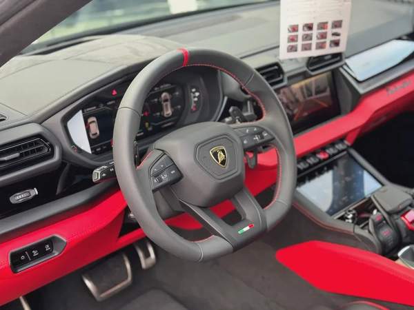 Lamborghini URUS SE 2025 Brand New fully loaded Zero KM