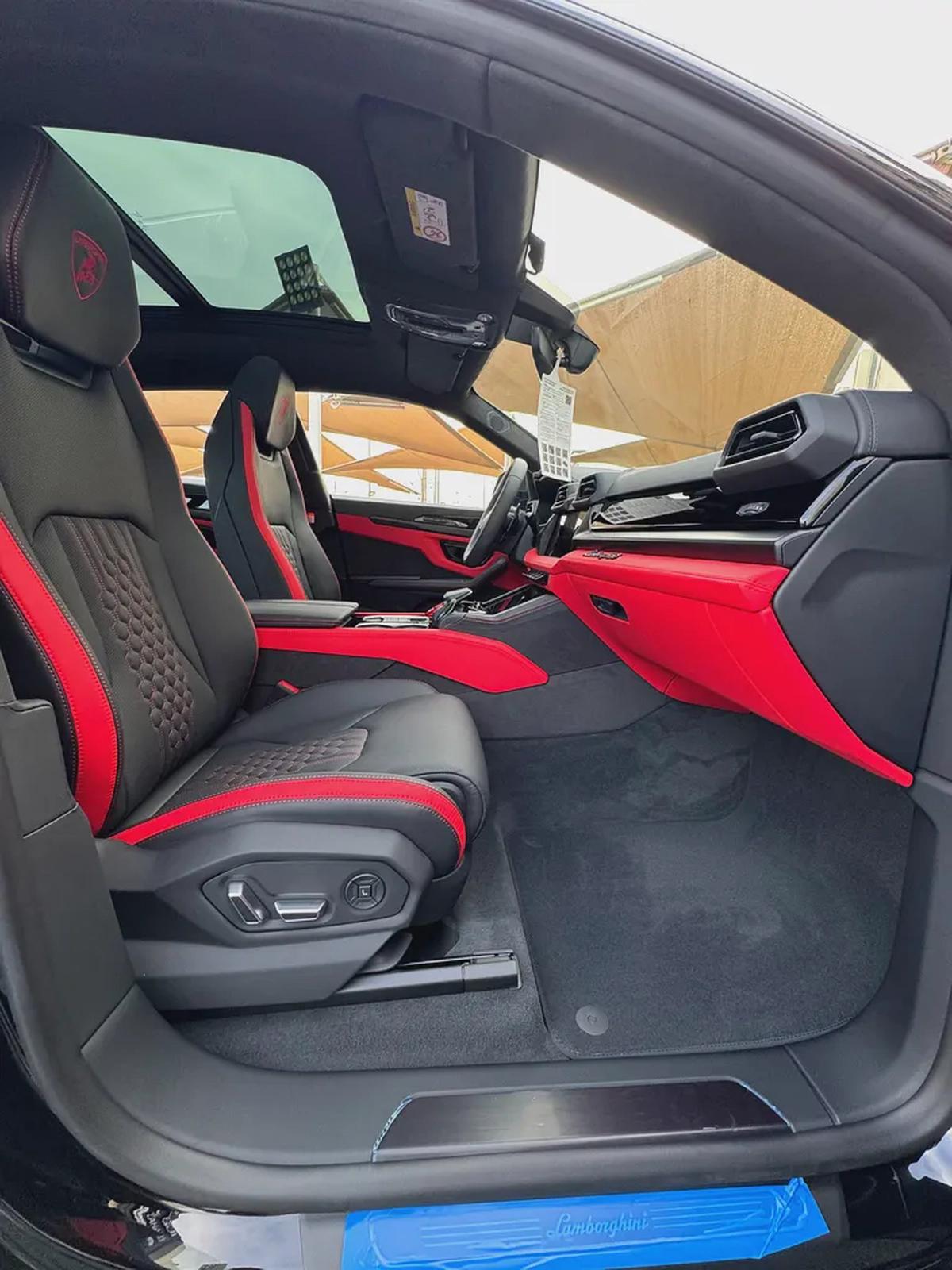 Lamborghini URUS SE 2025 Brand New fully loaded Zero KM-14-14