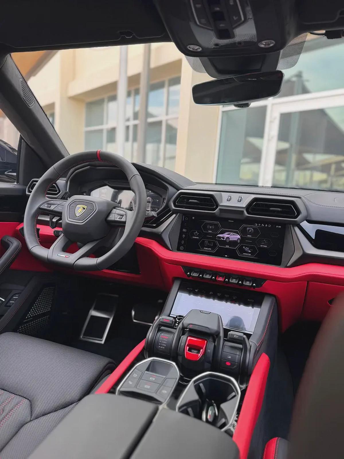 Lamborghini URUS SE 2025 Brand New fully loaded Zero KM-17-17