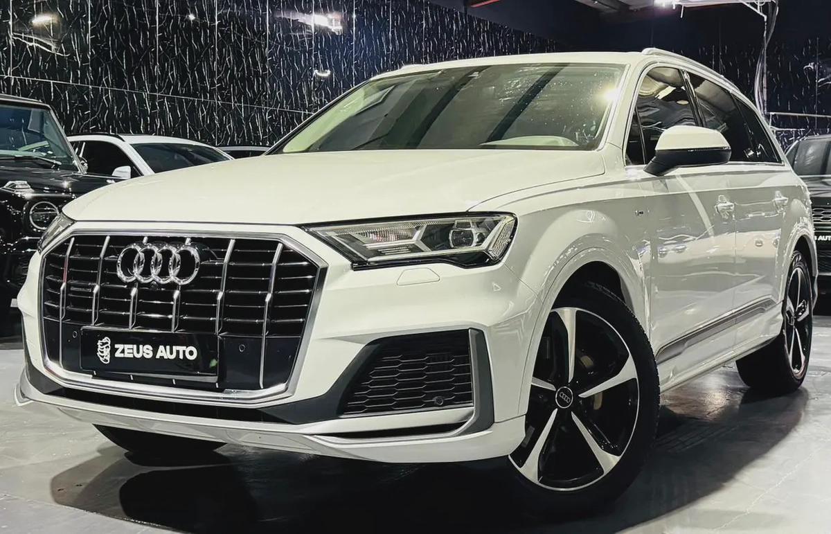 Audi Q7 2022 GCC specs for 169,000.00 AED-0-0