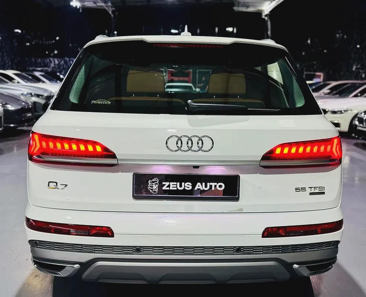 Audi Q7 2022 GCC specs for 169,000.00 AED-3-3