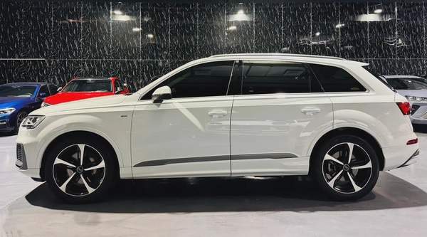 Audi Q7 2022 GCC specs for 169,000.00 AED