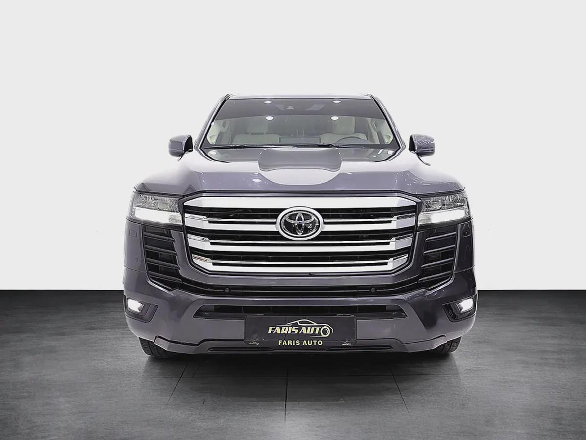 LAND CRUISER GXR GCC TWIN TURBO V6 - PERFECT CONDITION-1-1