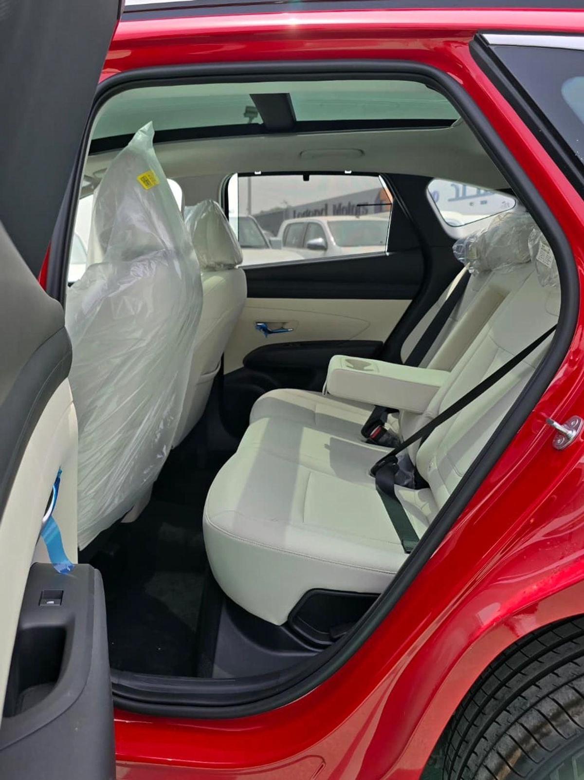 Hyundai Tucson Comfort+ 1.6T-10-10