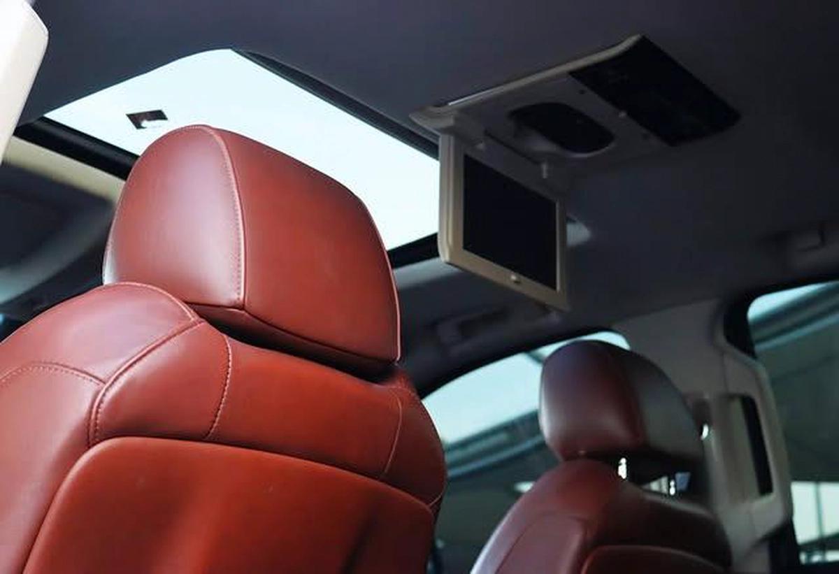 Cadillac Escalade Premium 2016 Full Option-6-6