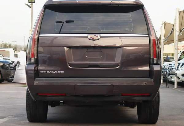 Cadillac Escalade Premium 2016 Full Option