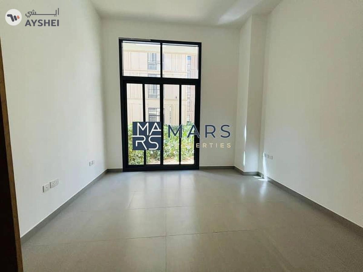 Your Ground Floor Studio: Relax in a Mini Garden!-26-26