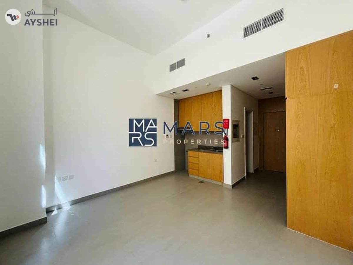 Your Ground Floor Studio: Relax in a Mini Garden!-27-27