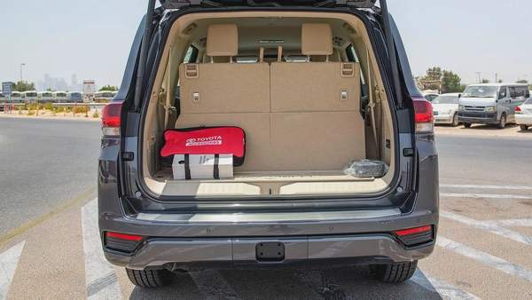 Toyota Land Cruiser GXR 2026, European Specs - Brand New!
