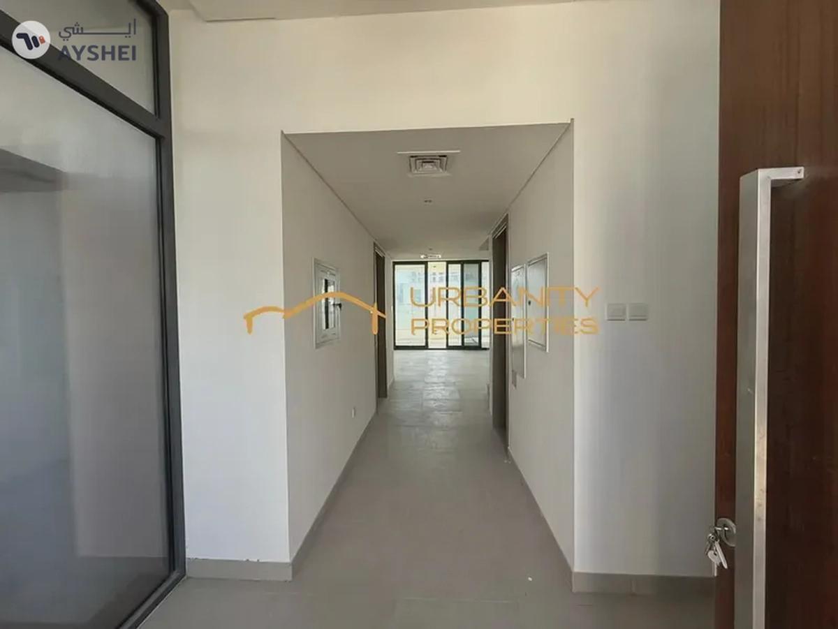 Spacious 5-Bedroom Villa in Ajmal Makan City with Stunning Views-15-15