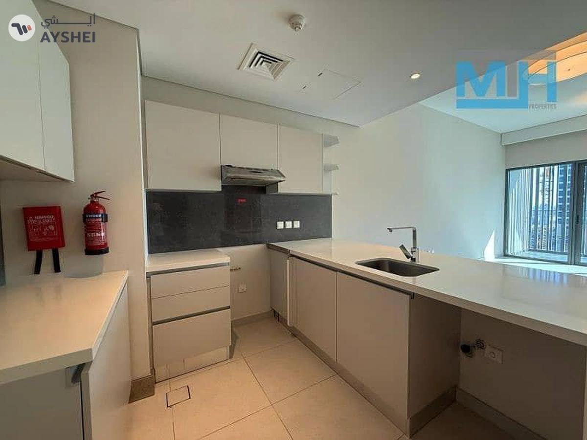 SOL Avenue, Business Bay, Dubai-16-16