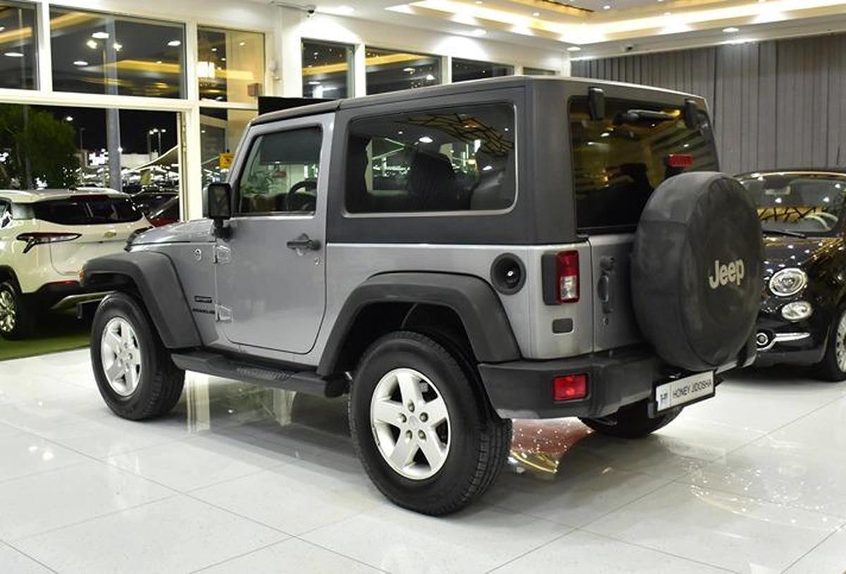 Jeep Wrangler Sport ( 2016 Model ) in Silver Color GCC Specs-3-3