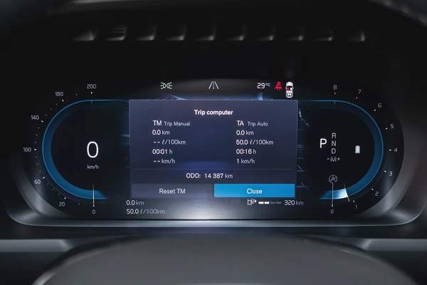 VOLVO WARRANTY TILL 09/2026 | 2.0 B5 | AWD | GCC | AED 2665