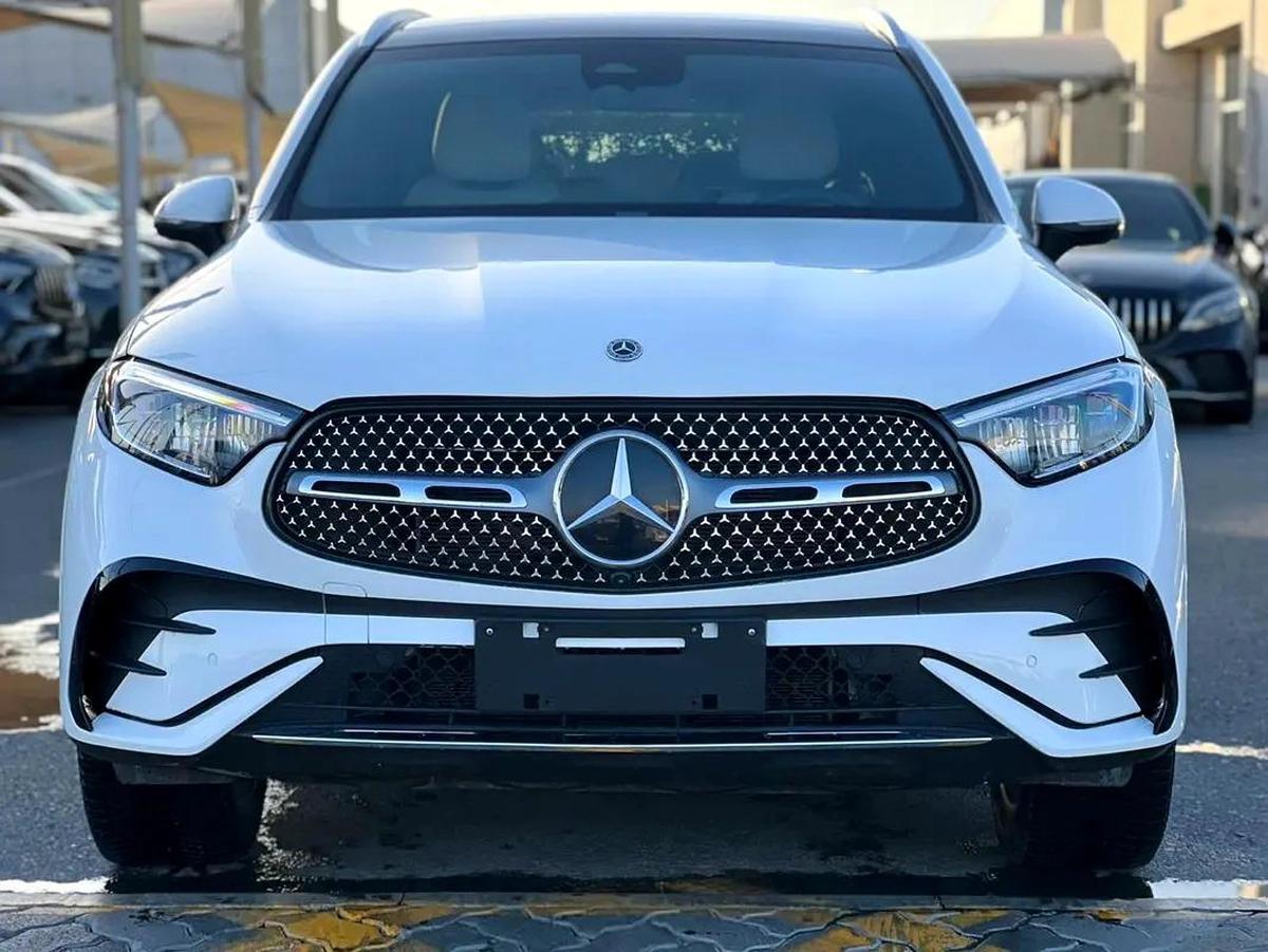 Mercedes-Benz GLC 300, 2023 - GCC/Other Specs-3-3