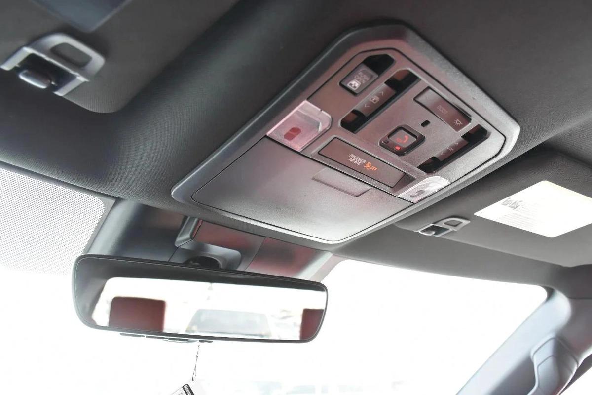 TUNDRA TRD PRO HYBRID 4WD 2024 | WHITE-6-6